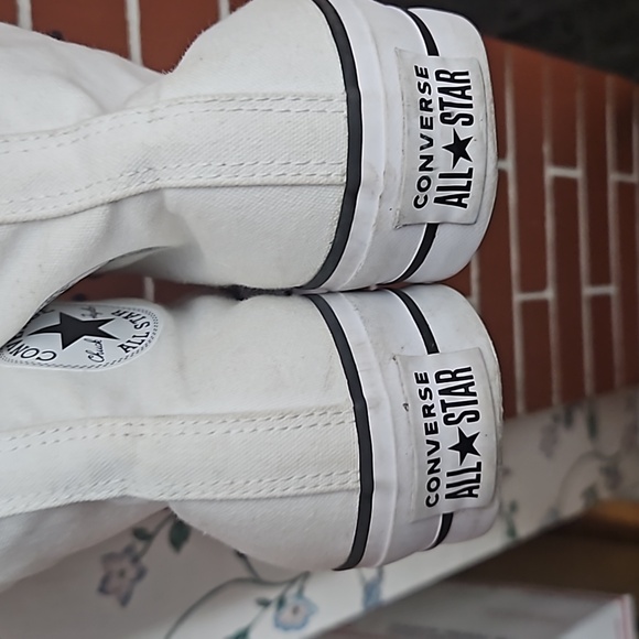 Converse all star sneakers size 10 - Picture 11 of 11
